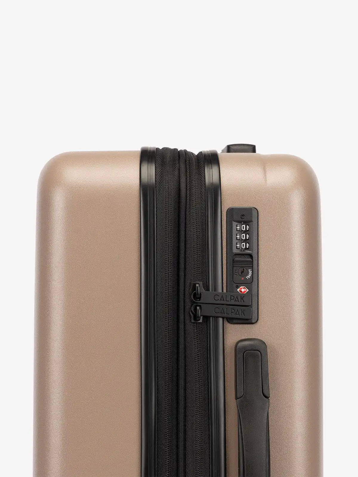 calpaktravelmaut.it.com