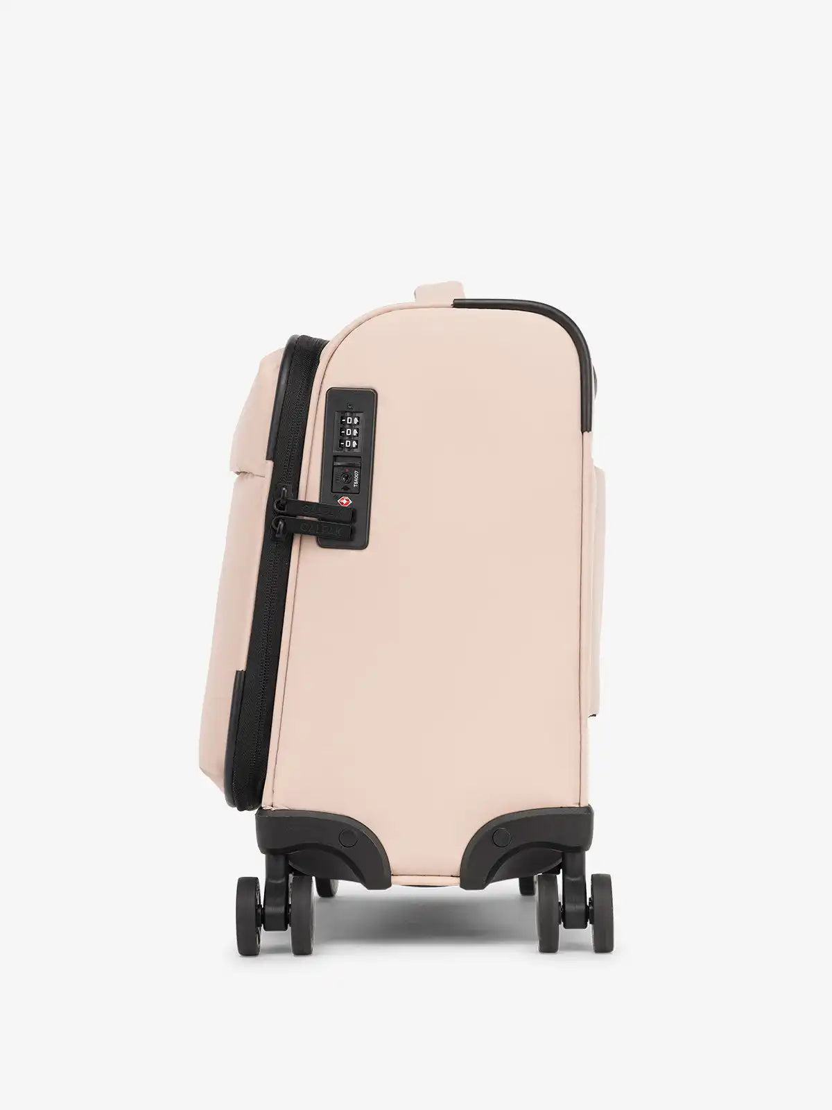 calpaktravelmaut.it.com
