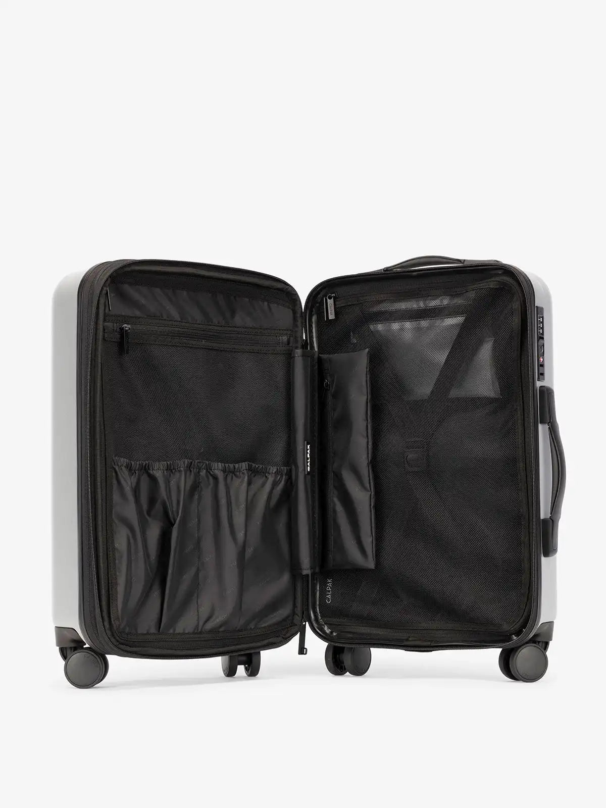 calpaktravelmaut.it.com