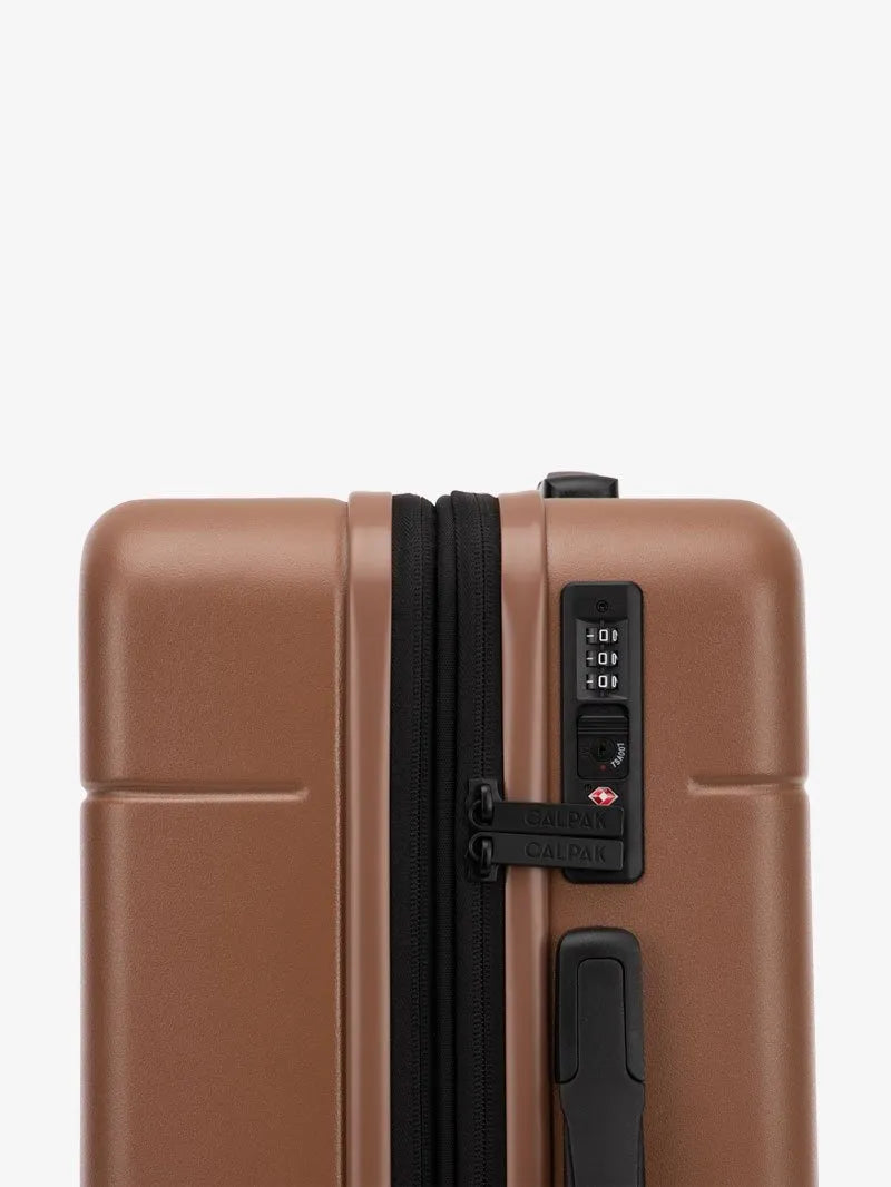 calpaktravelmaut.it.com