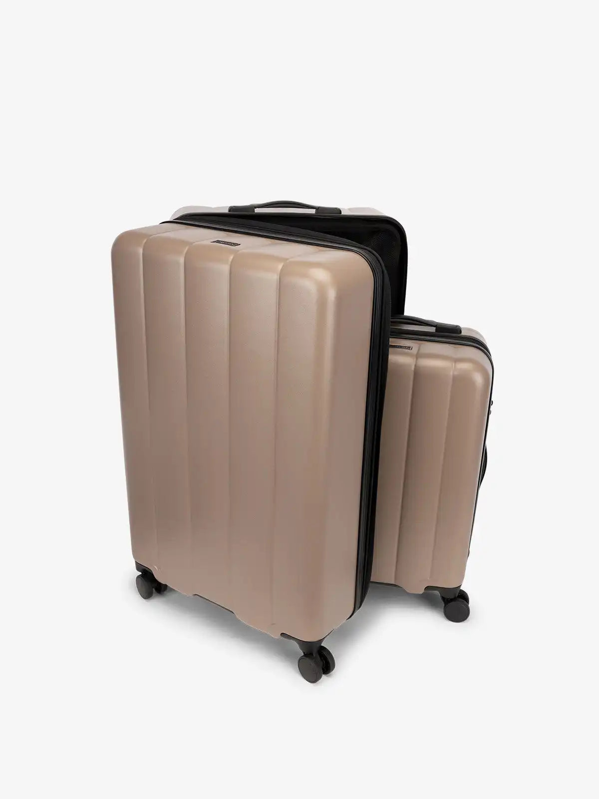 calpaktravelmaut.it.com