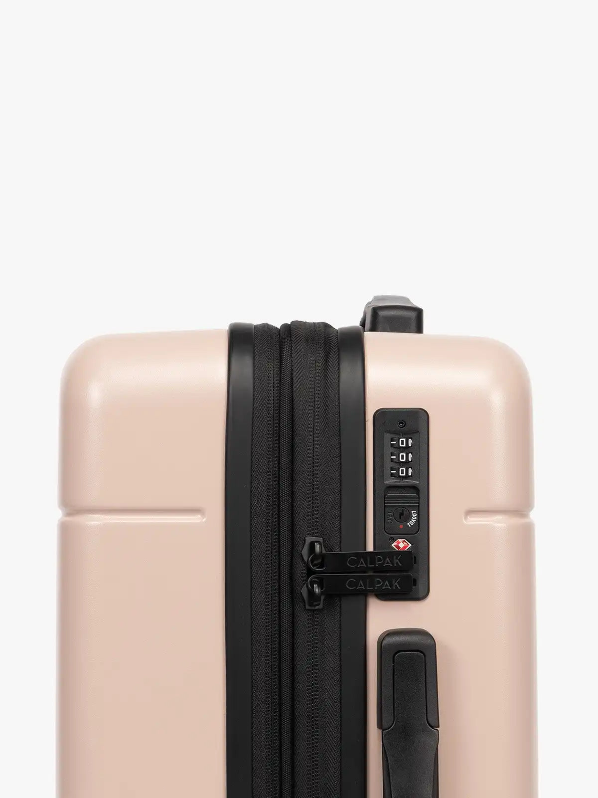 calpaktravelmaut.it.com