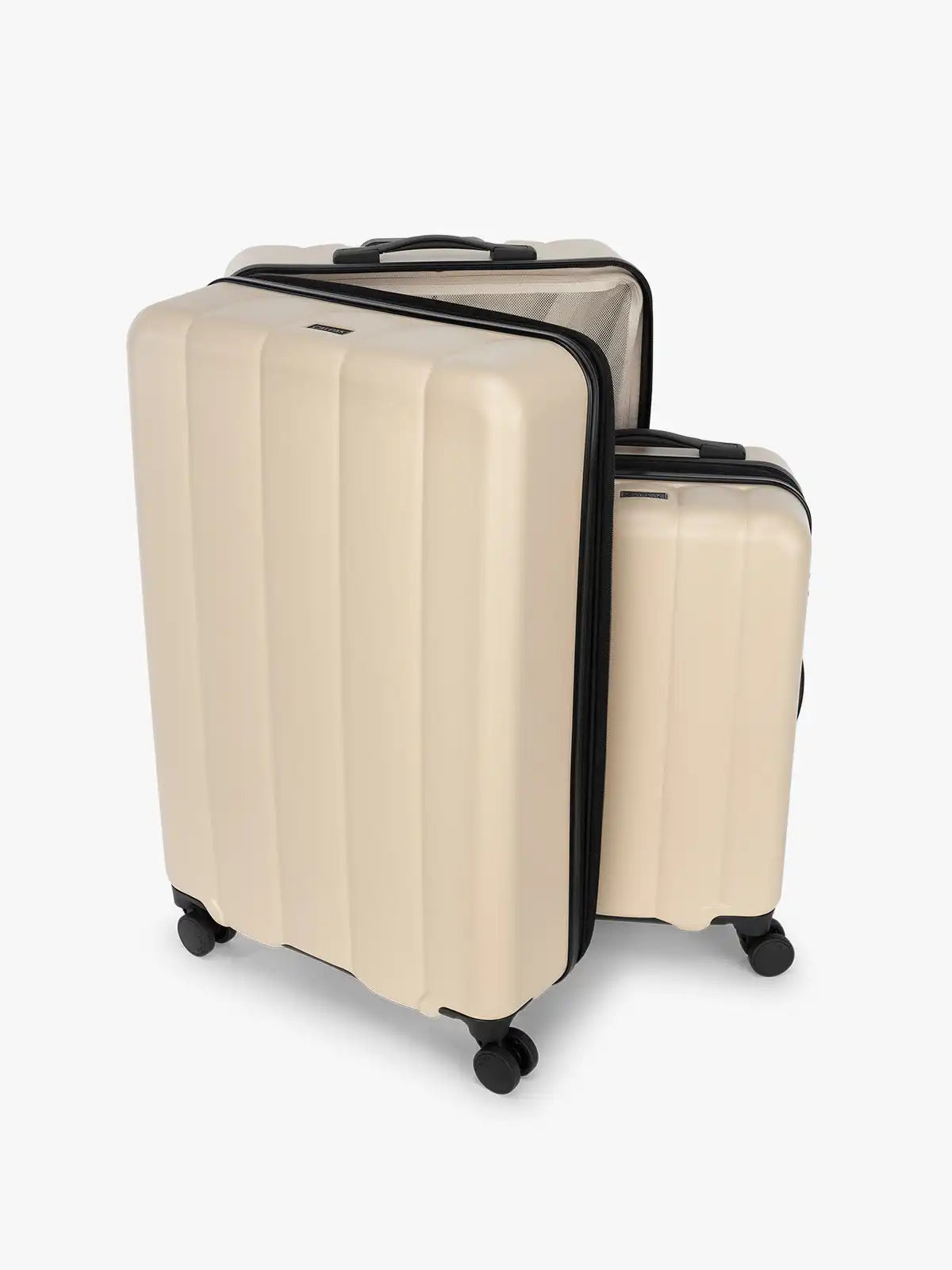 calpaktravelmaut.it.com